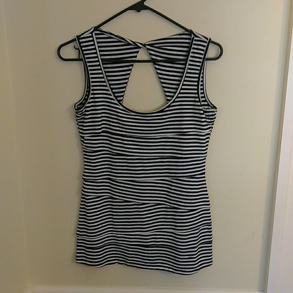 Cache top for ladies - Picture 2 of 5